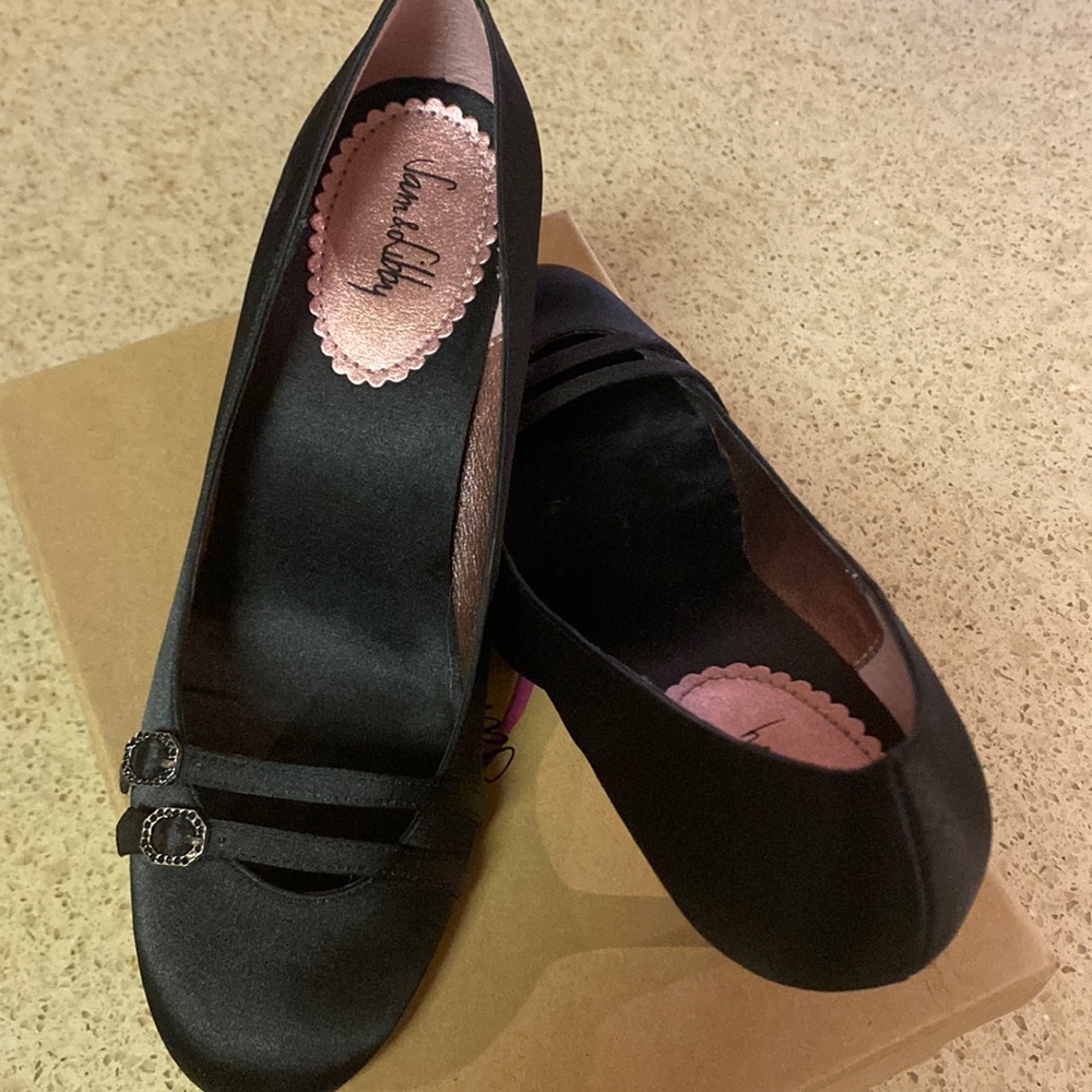 Sam and Libby black satin heels gently worn great condition.